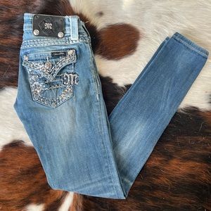 SOLD Miss me skinny jeans